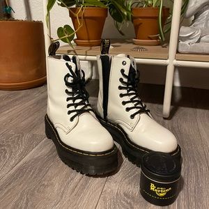 Dr Martens Jadon